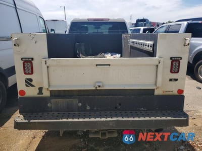 Zdjęcie 6 z 13 samochodu: 2024 GMC SIERRA K3500 VIN:1GD59SE75RF292151 - miniatura
