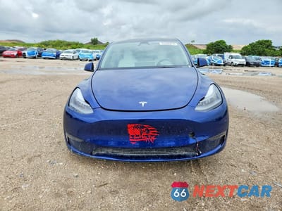 Piąte zdjęcie samochodu w środku: 2024 TESLA MODEL Y VIN:7SAYGDEE5RA292429 - miniatura