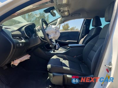 Zdjęcie 7 z 12 samochodu: 2018 CHEVROLET MALIBU LS VIN:1G1ZB5ST9JF232707 - miniatura