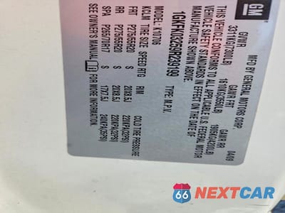 Zdjęcie 13 z 13 samochodu: 2009 GMC YUKON DENALI VIN:1GKFK03259R239199 - miniatura