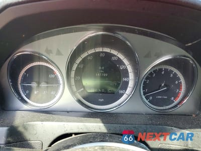Zdjęcie 9 z 13 samochodu: 2010 MERCEDES-BENZ C 300 4MATIC VIN:WDDGF8BB8AF415162 - miniatura