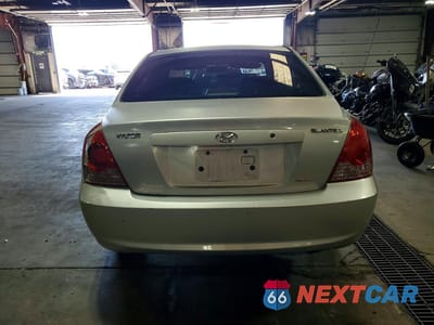 Zdjęcie 6 z 12 samochodu: 2005 HYUNDAI ELANTRA GLS VIN:KMHDN46D05U006123 - miniatura