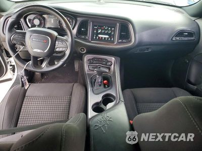 Zdjęcie 8 z 12 samochodu: 2018 DODGE CHALLENGER SXT VIN:2C3CDZAG8JH152868 - miniatura