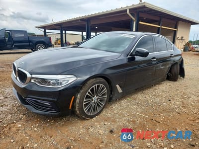 2017 BMW 540 XI WBAJE7C38HG889988 - główne zdjęcie licytacji z USA - miniatura