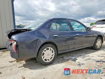Trzecie zdjęcie samochodu z tyłu: 1996 NISSAN ALTIMA XE VIN:1N4BU31D1TC192621 - miniatura