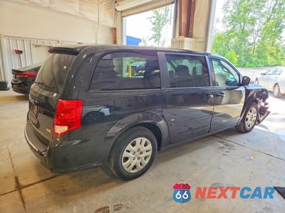Trzecie zdjęcie samochodu z tyłu: 2016 DODGE GRAND CARAVAN SE VIN:2C4RDGBG8GR178320 - miniatura