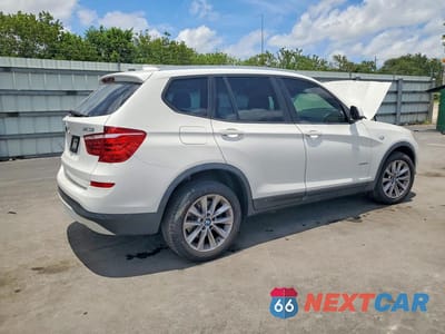 Trzecie zdjęcie samochodu z tyłu: 2017 BMW X3 SDRIVE28I VIN:5UXWZ7C50H0V85883 - miniatura