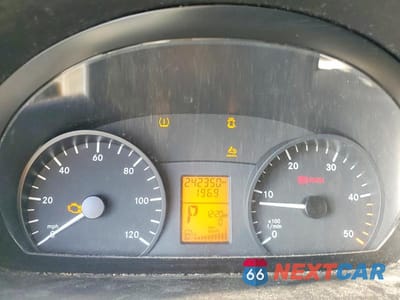 Zdjęcie 9 z 13 samochodu: 2016 MERCEDES-BENZ SPRINTER 2500 VIN:WD3PE8DDXGP190591 - miniatura
