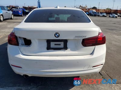 Zdjęcie 6 z 12 samochodu: 2018 BMW 320 I VIN:WBA8E1G54JNU90049 - miniatura