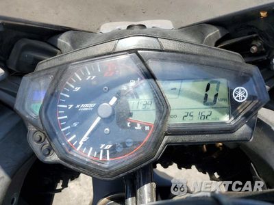 Zdjęcie 7 z 9 samochodu: 2017 YAMAHA YZFR3 VIN:MH3RH06Y0HK015452 - miniatura