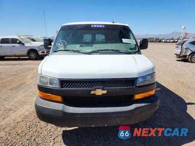 Piąte zdjęcie samochodu w środku: 2020 CHEVROLET EXPRESS G3500 LS PASSENGER VAN VIN:1GAZGNFG6L1251407 - miniatura