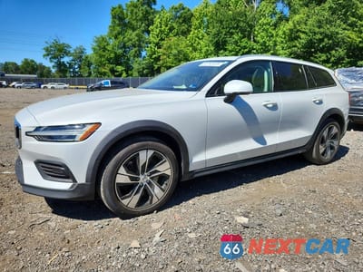 2020 VOLVO V60 CROSS COUNTRY T5 MOMENTUM YV4102WK0L1041863 - główne zdjęcie licytacji z USA - miniatura