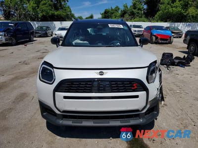 Piąte zdjęcie samochodu w środku: 2026 MINI COUNTRYMAN S ALL4 VIN:WMZ23GA08T7U08829 - miniatura