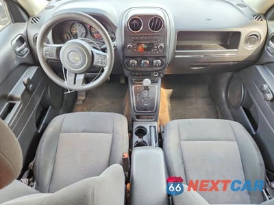 Zdjęcie 8 z 12 samochodu: 2015 JEEP PATRIOT SPORT VIN:1C4NJRBB7FD218587 - miniatura