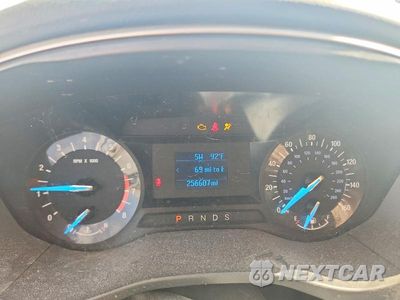 Zdjęcie 9 z 13 samochodu: 2015 FORD FUSION S VIN:3FA6P0G76FR123762 - miniatura
