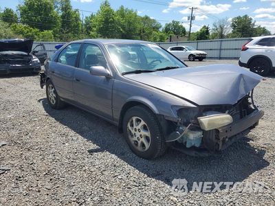 Czwarte zdjęcie samochodu z boku: 1997 TOYOTA CAMRY XLE V6 VIN:4T1BF22K2VU023258 - miniatura