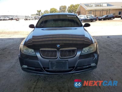 Piąte zdjęcie samochodu w środku: 2006 BMW 330 I VIN:WBAVB33596KR79794 - miniatura