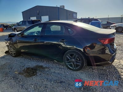 Drugie zdjęcie samochodu z przodu: 2021 KIA FORTE GT LINE VIN:3KPF34AD6ME268896 - miniatura
