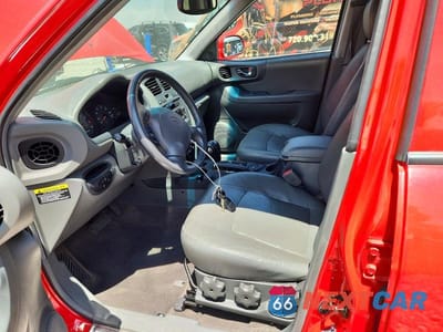 Zdjęcie 7 z 13 samochodu: 2003 HYUNDAI SANTA FE VIN:KM8SC13E33U472666 - miniatura