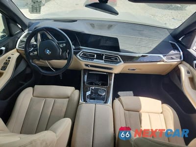 Zdjęcie 8 z 14 samochodu: 2021 BMW X5 XDRIVE40I VIN:5UXCR6C08M9E88876 - miniatura