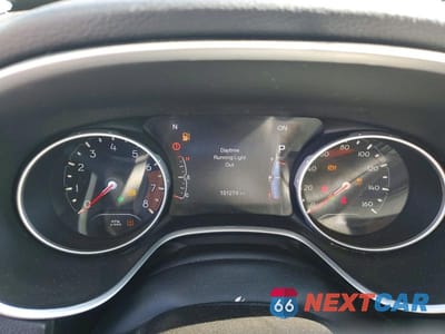 Zdjęcie 9 z 12 samochodu: 2018 JEEP COMPASS LATITUDE VIN:3C4NJDBB8JT485260 - miniatura
