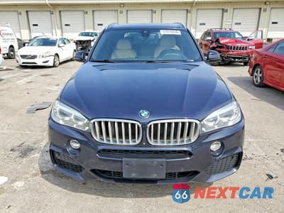 Piąte zdjęcie samochodu w środku: 2018 BMW X5 XDRIVE50I VIN:5UXKR6C54J0U14746 - miniatura