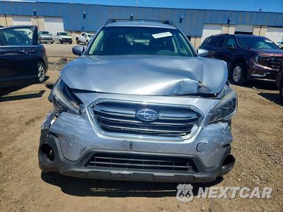 Piąte zdjęcie samochodu w środku: 2018 SUBARU OUTBACK 2.5I PREMIUM VIN:4S4BSACC7J3309216 - miniatura