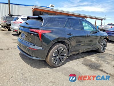Trzecie zdjęcie samochodu z tyłu: 2024 CHEVROLET BLAZER RS VIN:3GNKDCRJXRS253124 - miniatura