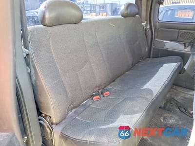 Zdjęcie 10 z 12 samochodu: 2005 CHEVROLET SILVERADO C1500 VIN:1GCEC19X05Z267709 - miniatura