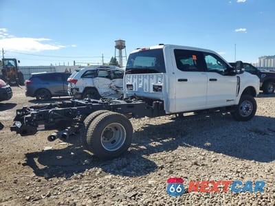 Trzecie zdjęcie samochodu z tyłu: 2025 FORD F350 SUPER DUTY VIN:1FT8W3DT6SEC97983 - miniatura