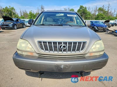 Piąte zdjęcie samochodu w środku: 2003 LEXUS RX 300 VIN:JTJHF10U230308010 - miniatura