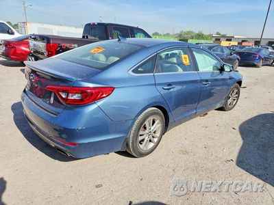 Trzecie zdjęcie samochodu z tyłu: 2015 HYUNDAI SONATA SE VIN:5NPE24AF0FH226142 - miniatura