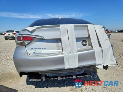 Zdjęcie 6 z 12 samochodu: 2017 HYUNDAI SONATA HYBRID LIMITED VIN:KMHE34L37HA072499 - miniatura