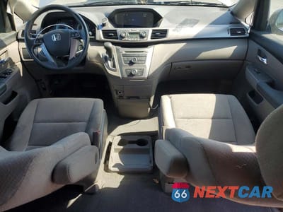 Zdjęcie 8 z 13 samochodu: 2016 HONDA ODYSSEY LX VIN:5FNRL5H20GB118708 - miniatura
