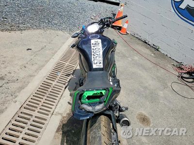 Zdjęcie 6 z 9 samochodu: 2024 KAWASAKI ZR900 M VIN:ML5ZRDM1XRDA69935 - miniatura