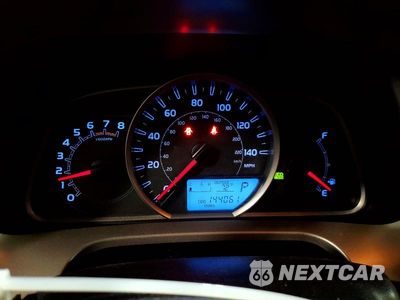 Zdjęcie 9 z 13 samochodu: 2014 TOYOTA RAV4 XLE VIN:JTMRFREV7ED081092 - miniatura