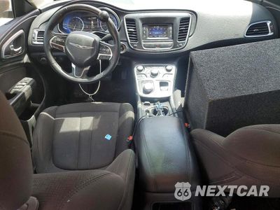 Zdjęcie 8 z 12 samochodu: 2015 CHRYSLER 200 LIMITED VIN:1C3CCCAB2FN724570 - miniatura