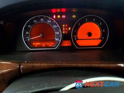 Zdjęcie 9 z 12 samochodu: 2006 BMW 750 I VIN:WBAHL83556DT02687 - miniatura
