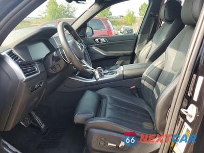 Zdjęcie 7 z 12 samochodu: 2019 BMW X5 XDRIVE40I VIN:5UXCR6C54KLL36649 - miniatura