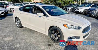 2015 FORD FUSION SE 3FA6P0H74FR261623 - główne zdjęcie licytacji z USA - miniatura