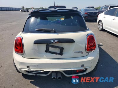 Zdjęcie 6 z 12 samochodu: 2018 MINI COOPER S VIN:WMWXP7C58J2C62297 - miniatura