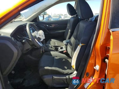 Zdjęcie 7 z 14 samochodu: 2017 NISSAN ROGUE S VIN:JN8AT2MT5HW152428 - miniatura