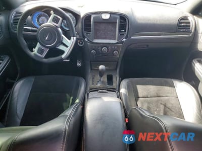 Zdjęcie 8 z 12 samochodu: 2014 CHRYSLER 300 SRT-8 VIN:2C3CCAFJ2EH331339 - miniatura