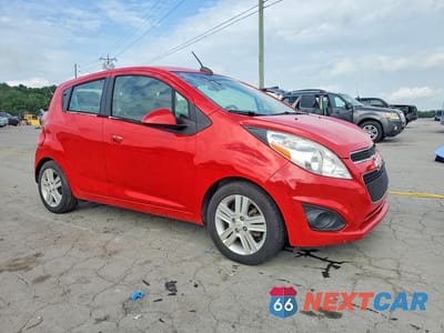 Czwarte zdjęcie samochodu z boku: 2015 CHEVROLET SPARK 1LT VIN:KL8CD6S9XFC751557 - miniatura