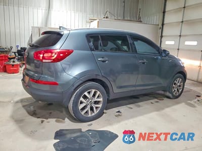 Trzecie zdjęcie samochodu z tyłu: 2015 KIA SPORTAGE LX VIN:KNDPBCAC1F7752177 - miniatura