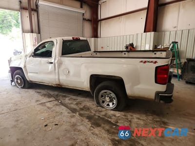 Drugie zdjęcie samochodu z przodu: 2015 CHEVROLET SILVERADO K1500 VIN:1GCNKPEH5FZ412751 - miniatura