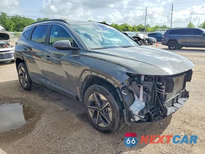 Czwarte zdjęcie samochodu z boku: 2026 HYUNDAI TUCSON SEL VIN:5NMJBCDE4TH639668 - miniatura