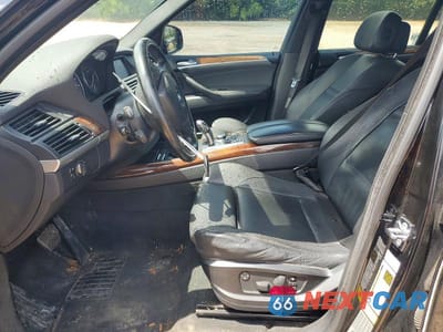 Zdjęcie 7 z 13 samochodu: 2008 BMW X5 3.0I VIN:5UXFE43558L032459 - miniatura