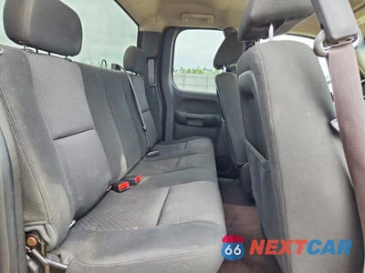 Zdjęcie 10 z 12 samochodu: 2013 GMC SIERRA K1500 SL VIN:1GTR2UEA0DZ229676 - miniatura