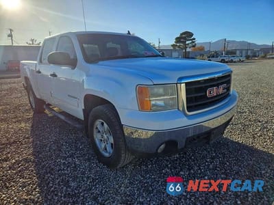 2007 GMC NEW SIERRA C1500 3GTEC13J27G537420 - główne zdjęcie licytacji z USA - miniatura